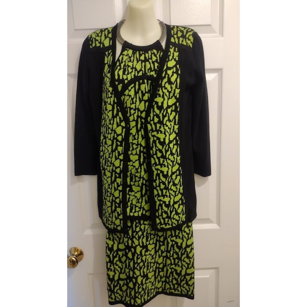 Carmen by Carmen Marc Valvo 3-Pc Sweater Set, Lime and Black,‎ Sz S/M